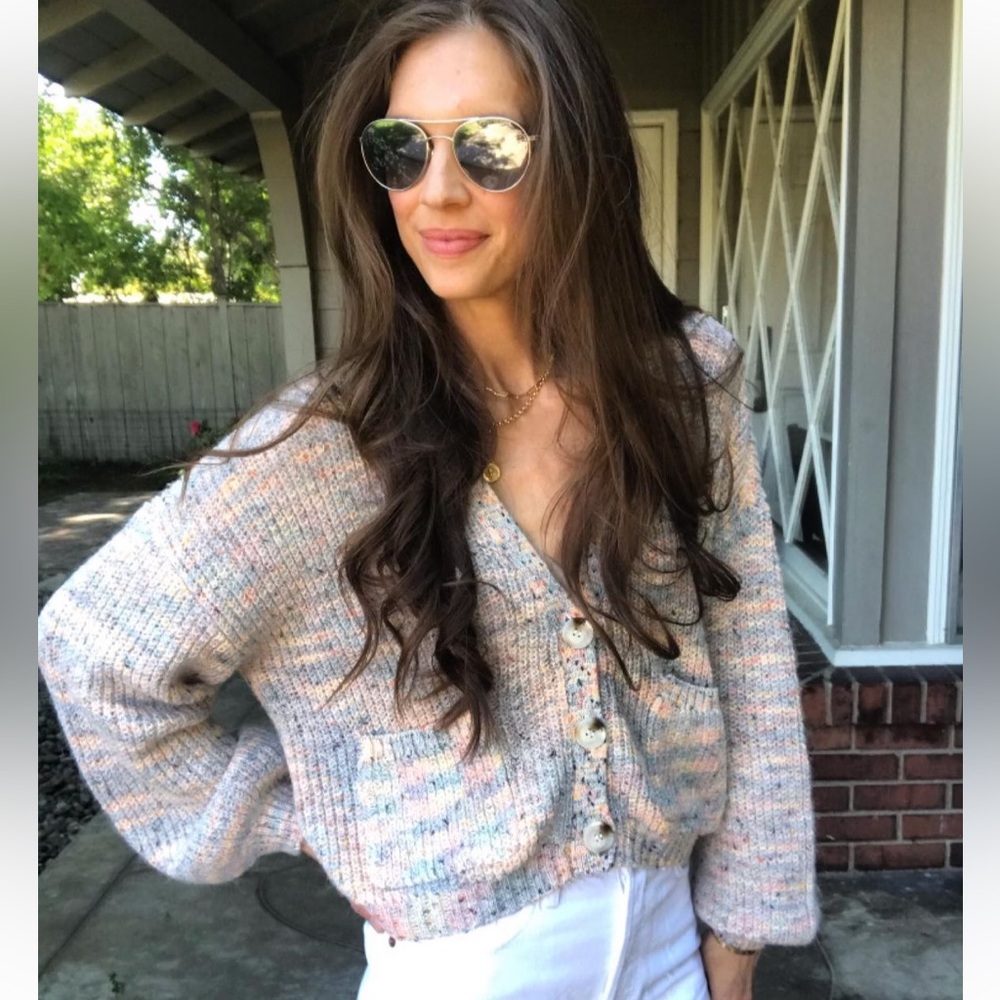 BB Dakota cardigan in golden hour